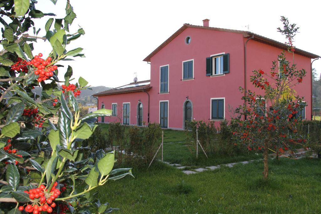 לוקה Agriturismo Casa Rosa מראה חיצוני תמונה