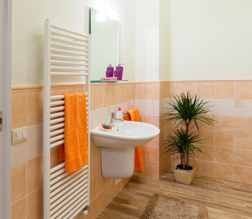לוקה Agriturismo Casa Rosa חדר תמונה