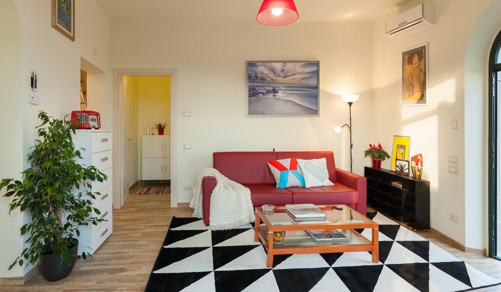 לוקה Agriturismo Casa Rosa חדר תמונה