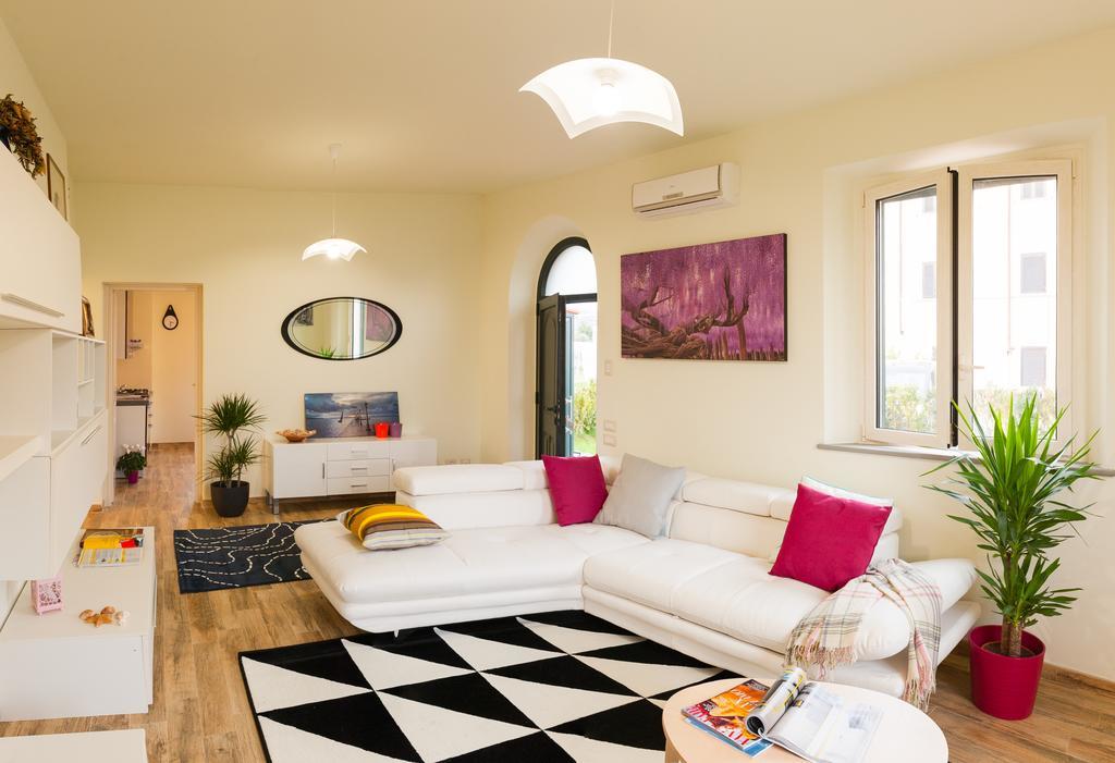 לוקה Agriturismo Casa Rosa חדר תמונה
